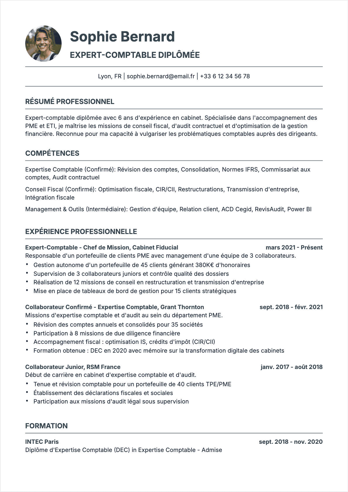 Exemple de CV Expert-comptable professionnel - Modèle moderne optimisé pour les ATS et recruteurs | CVtoWork