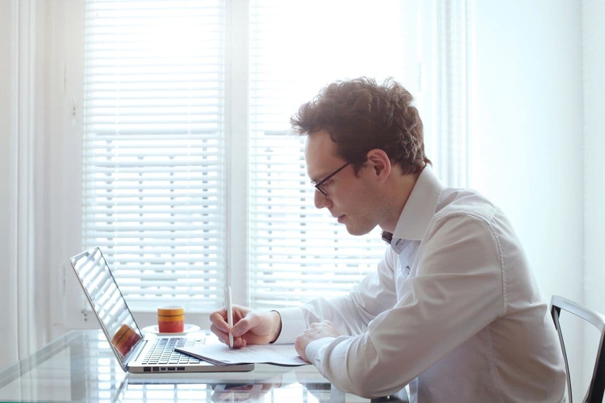 Come Creare un CV Mirato che Conquista i Selezionatori nel 2026